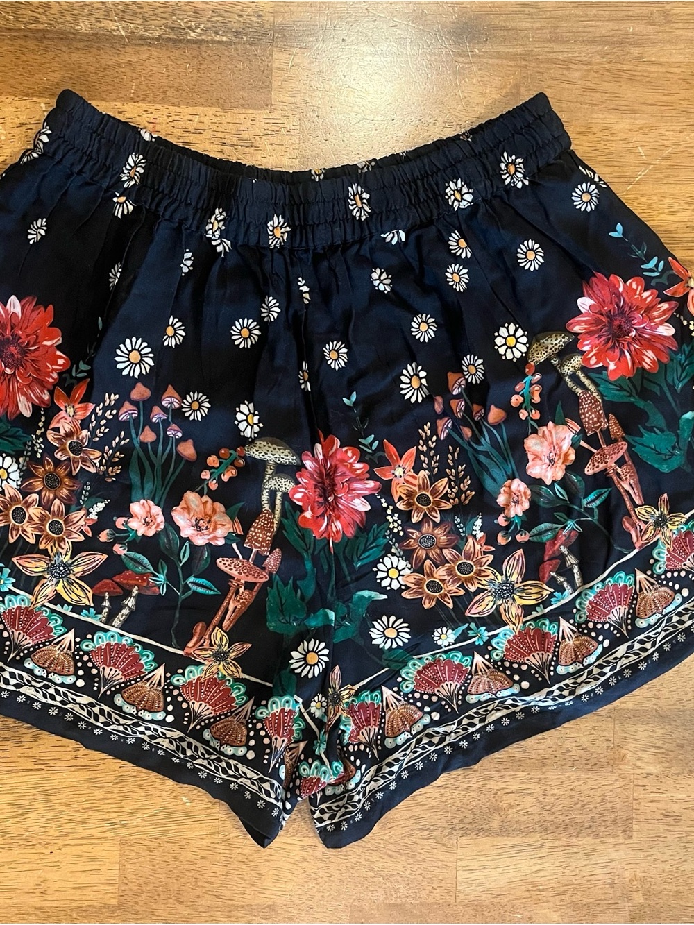 Natural Life Black Floral Mushroom Shorts
